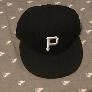 Pittsburgh Pirates Fitted Hat